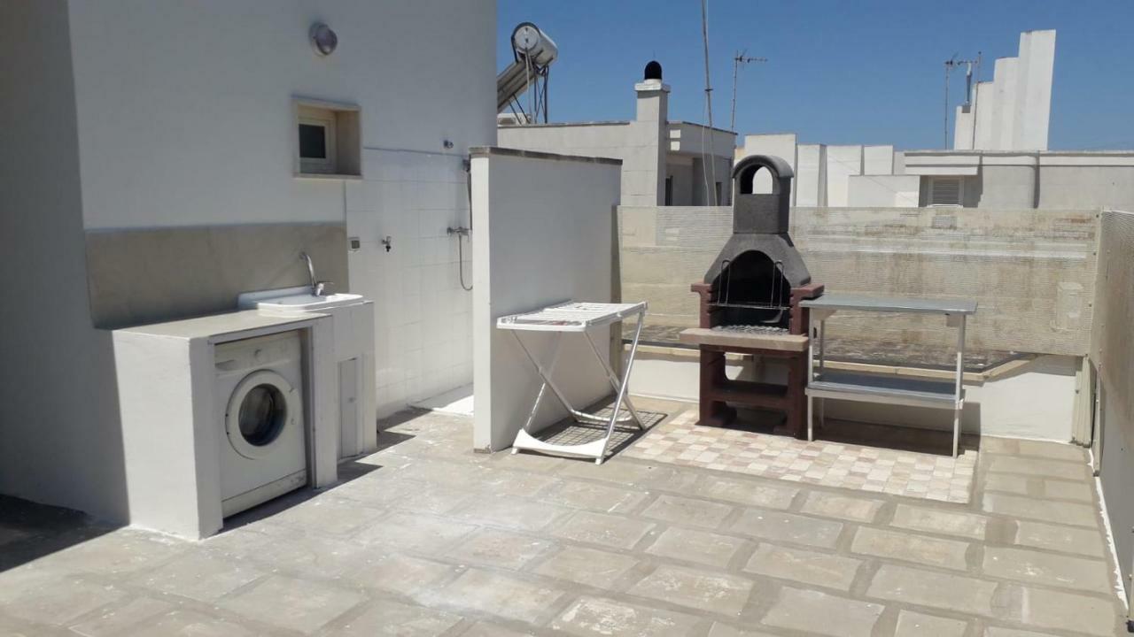 Attico A 150 Mt Dal Mare